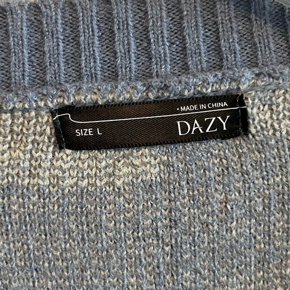 blue & white abstract leopard print oversized sweater cardigan - Picture 5 of 13